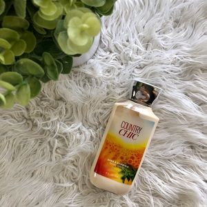Bath & Body Works | Country Chic Body Lotion